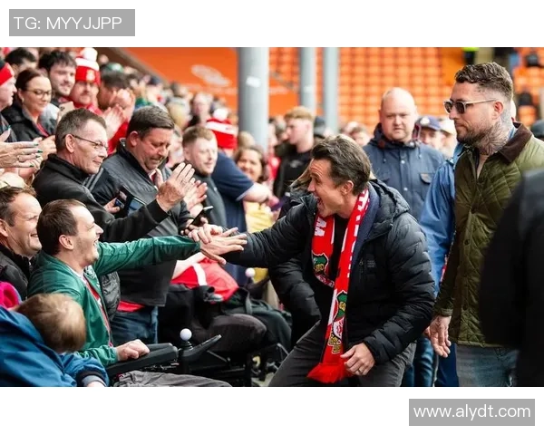 死侍怒斥足球明星表现不佳引发热议球迷纷纷支持与反对各执己见